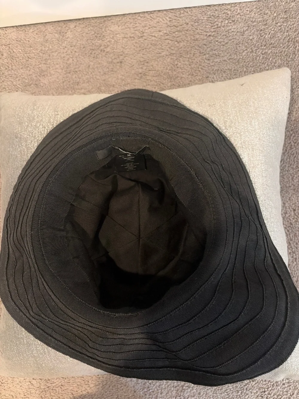 Gucci web sun canvas hat